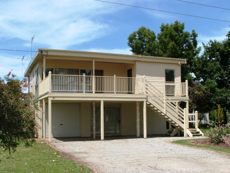 10 Anderson Street, Newhaven VIC 3925