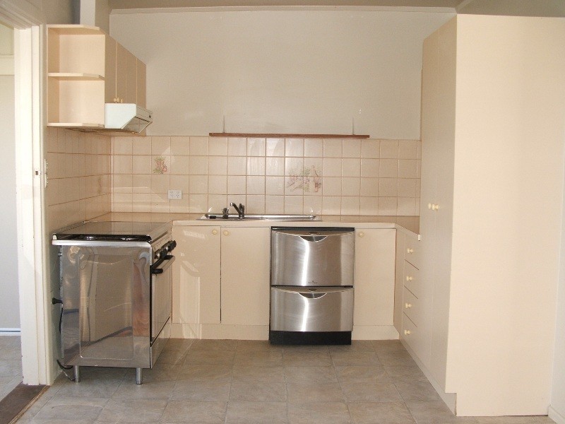 10 Anderson Street, Newhaven VIC 3925