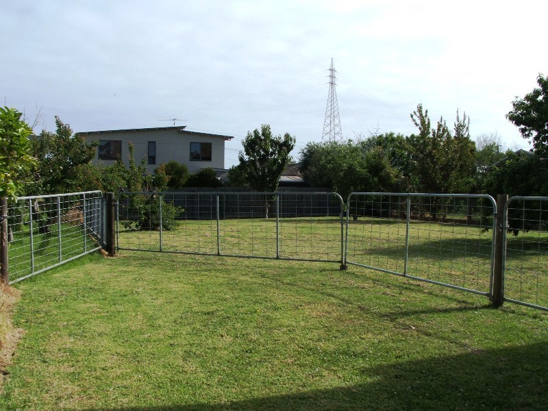 10 Anderson Street, Newhaven VIC 3925