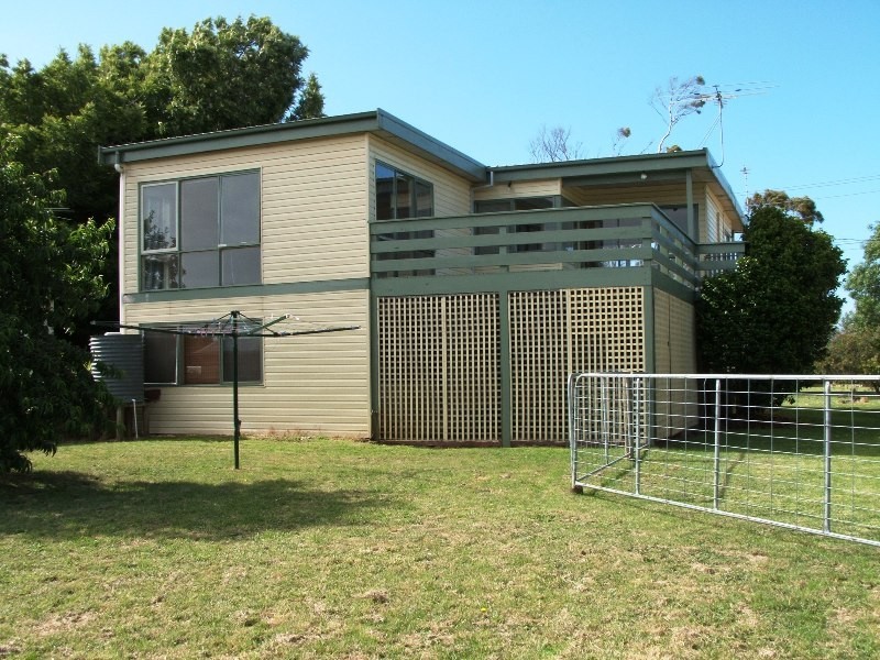 10 Anderson Street, Newhaven VIC 3925