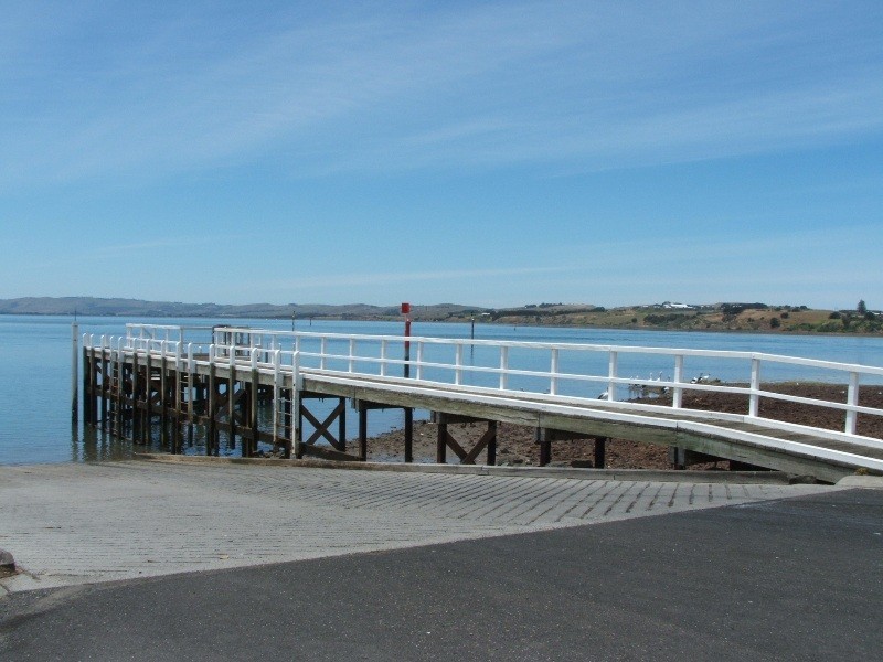 10 Anderson Street, Newhaven VIC 3925