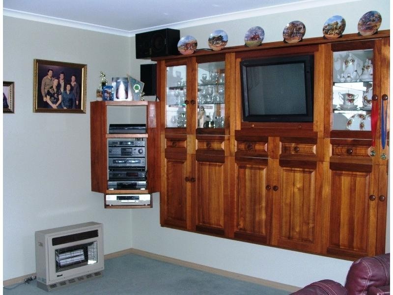 10 Bergin Grove, San Remo VIC 3925