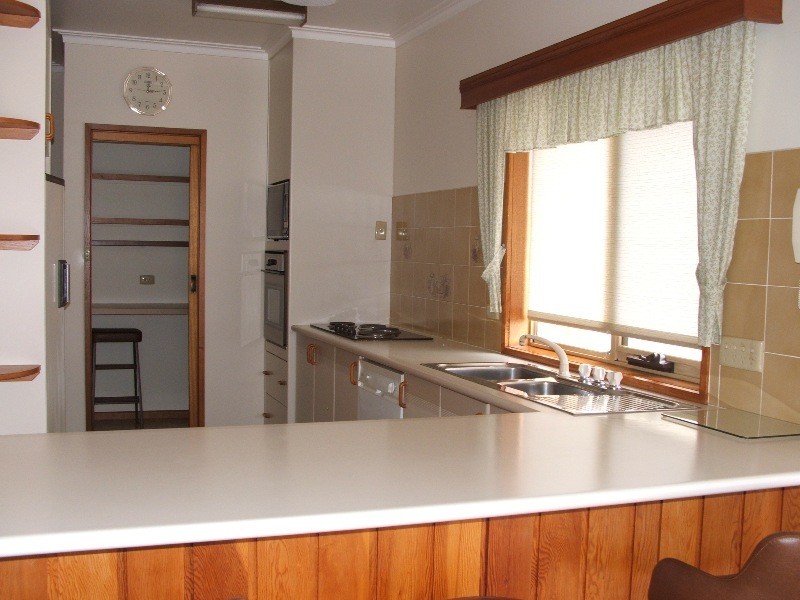 18 Genista Street, San Remo VIC 3925