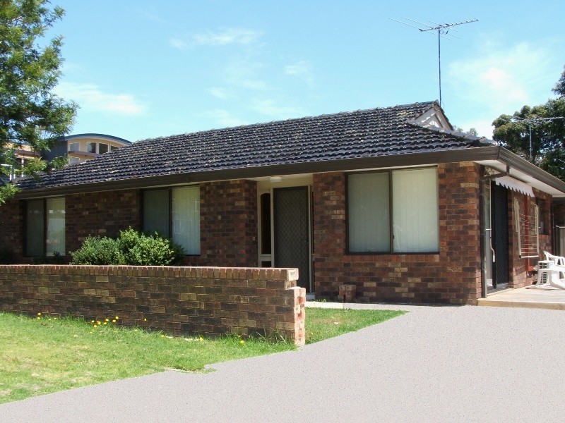 1/4 McHaffie Drive, Cowes VIC 3922