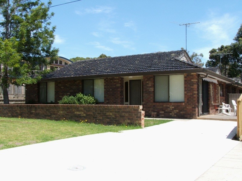 1/4 McHaffie Drive, Cowes VIC 3922