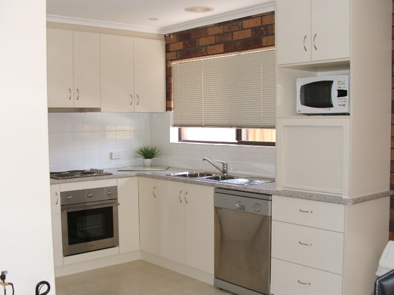 1/4 McHaffie Drive, Cowes VIC 3922