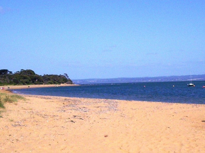 1/4 McHaffie Drive, Cowes VIC 3922