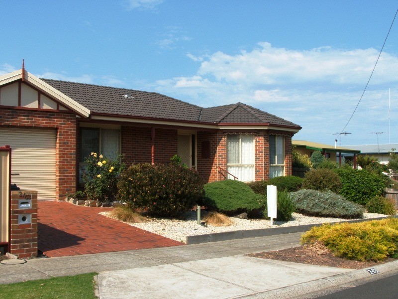 63 Genista Street, San Remo VIC 3925