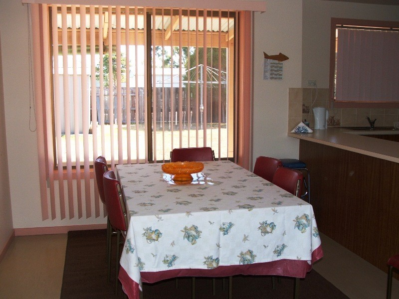 3 Robert Drive, Cowes VIC 3922