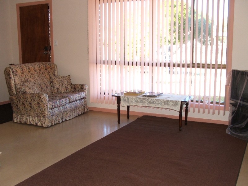 3 Robert Drive, Cowes VIC 3922