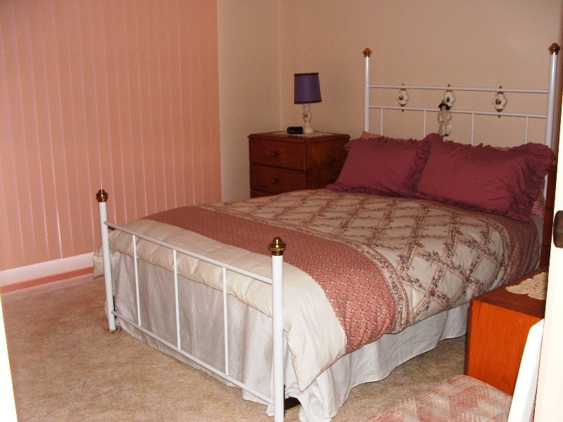 3 Robert Drive, Cowes VIC 3922