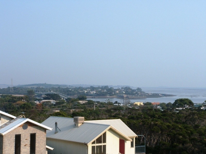 14 The Broadway, San Remo VIC 3925
