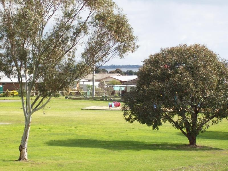7 Sonia Crescent, Pioneer Bay VIC 3984