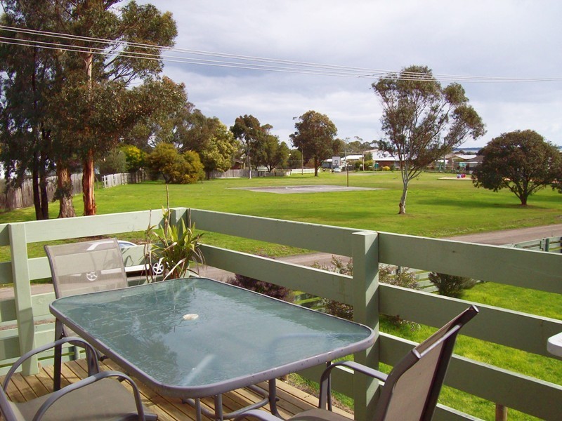 7 Sonia Crescent, Pioneer Bay VIC 3984