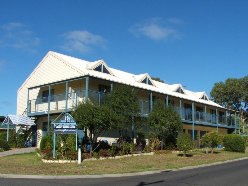 204 Thompson Avenue, Cowes VIC 3922