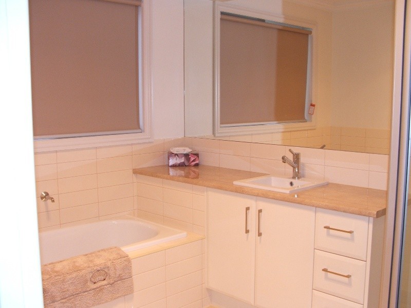 28 Halcyon Avenue, San Remo VIC 3925