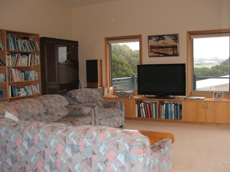 50 Potters Hill Road, San Remo VIC 3925