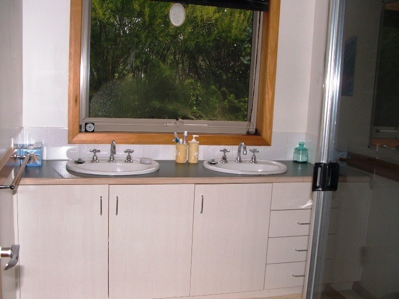50 Potters Hill Road, San Remo VIC 3925