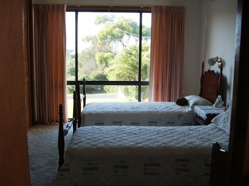 9 Beach Crescent, Newhaven VIC 3925