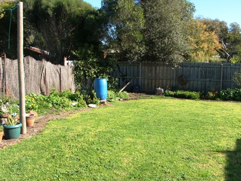 30 School Avenue, Newhaven VIC 3925