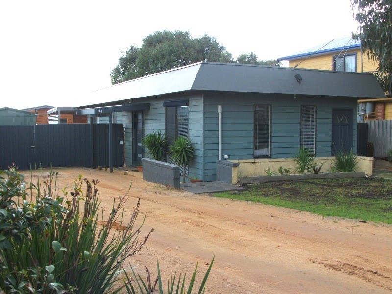 44 Pinedale Avenue, Cape Woolamai VIC 3925