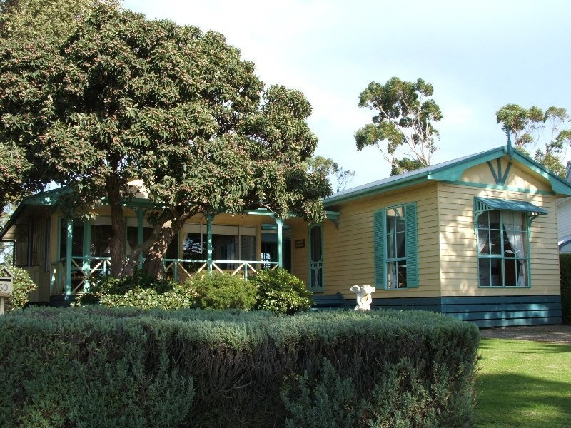 50 Forrest Avenue, Newhaven VIC 3925