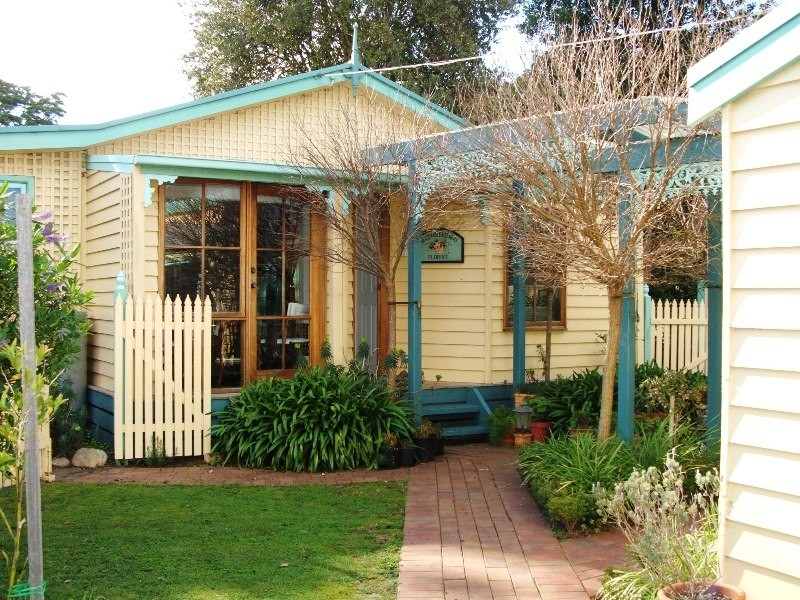 50 Forrest Avenue, Newhaven VIC 3925