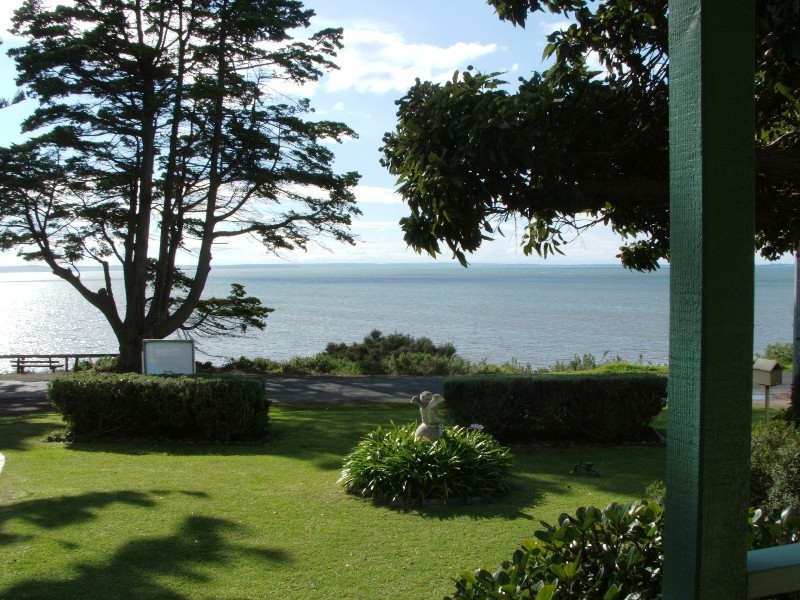 50 Forrest Avenue, Newhaven VIC 3925
