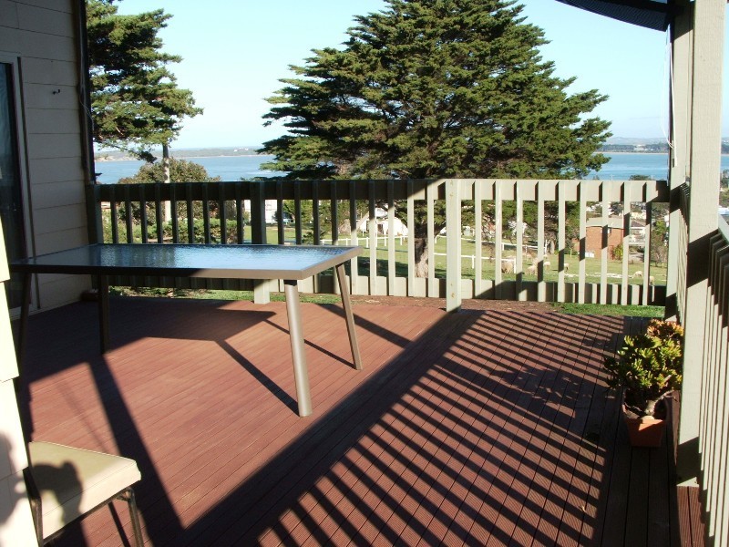 13 Panorama Drive, San Remo VIC 3925