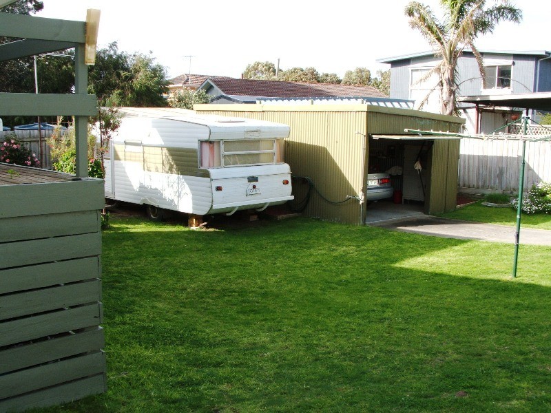 10 Woolamai Grove, San Remo VIC 3925