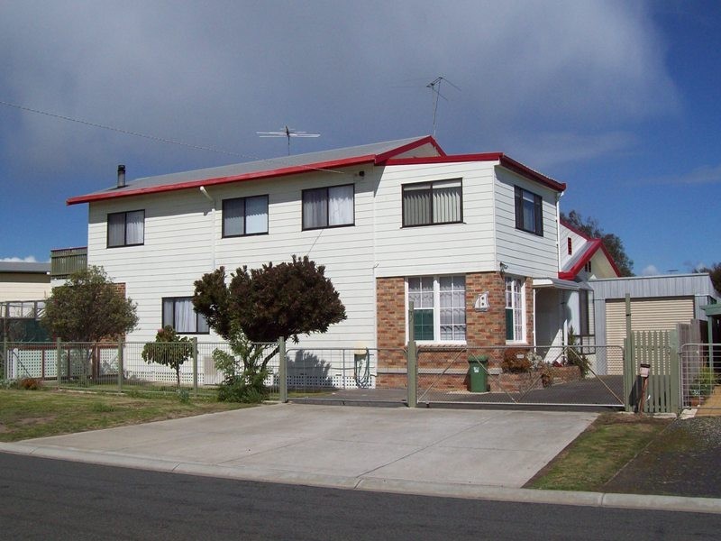 71-73 Champs Elysees Esplanade, Coronet Bay VIC 3984