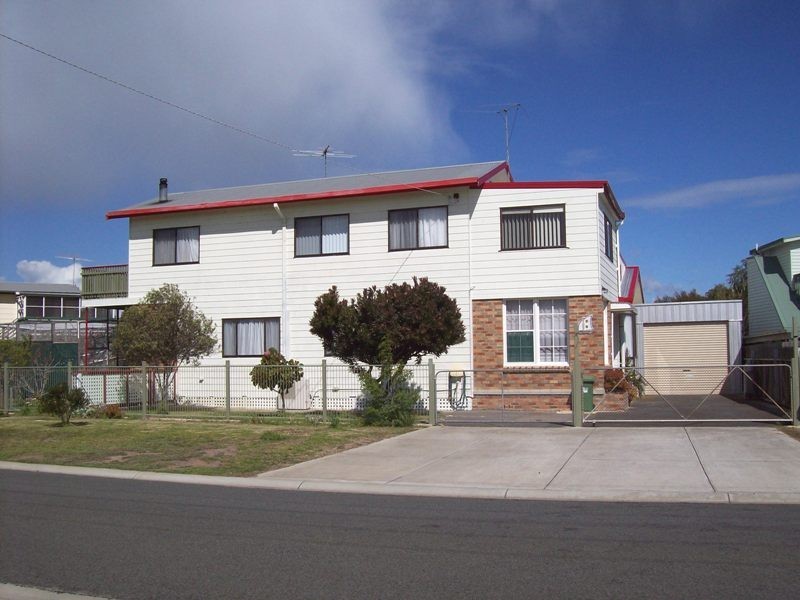 71-73 Champs Elysees Esplanade, Coronet Bay VIC 3984