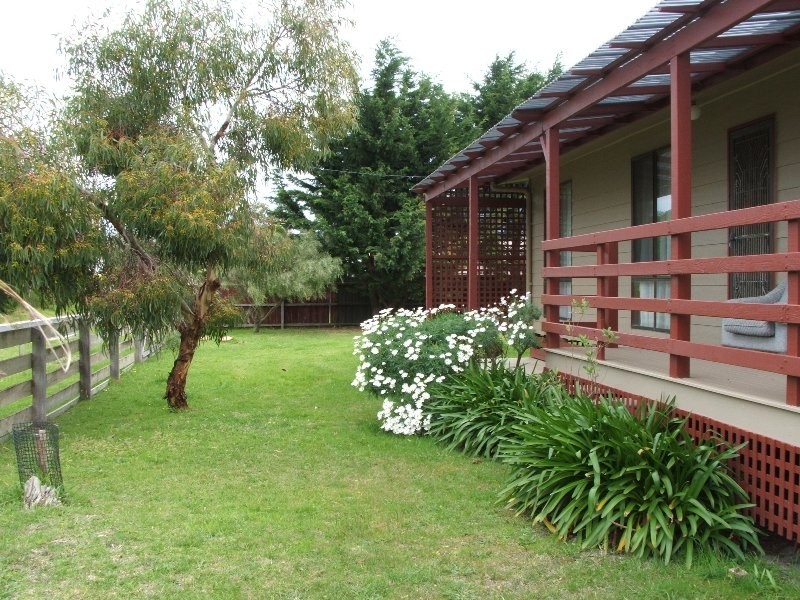 52 Kendall Avenue, Cape Woolamai VIC 3925