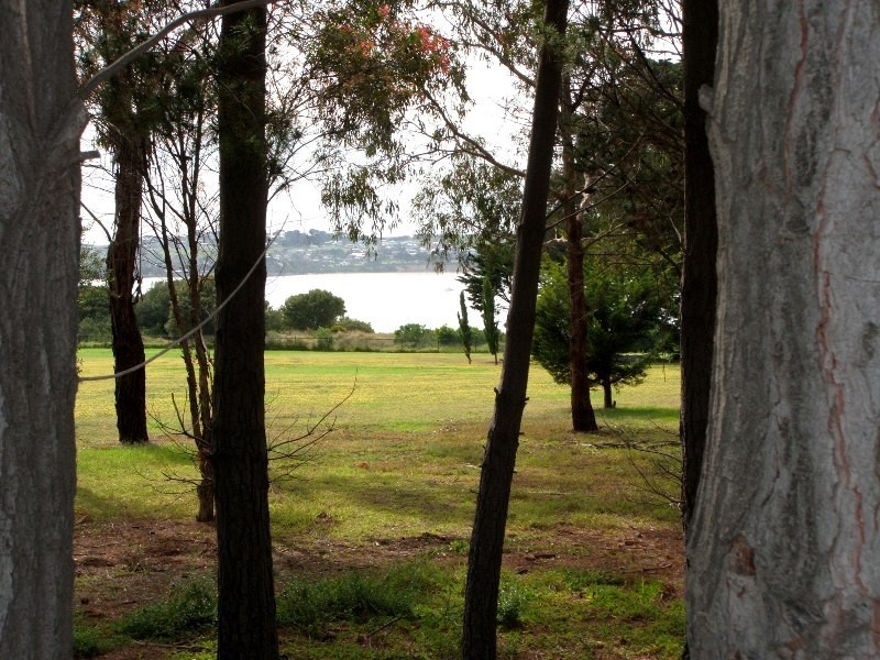 33 Bridgeview Drive, Cape Woolamai VIC 3925