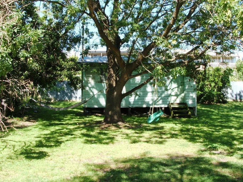 4 Wonthaggi Crescent, San Remo VIC 3925