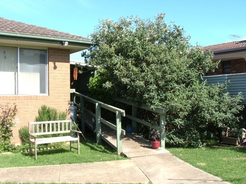 15 Edgar Road, San Remo VIC 3925