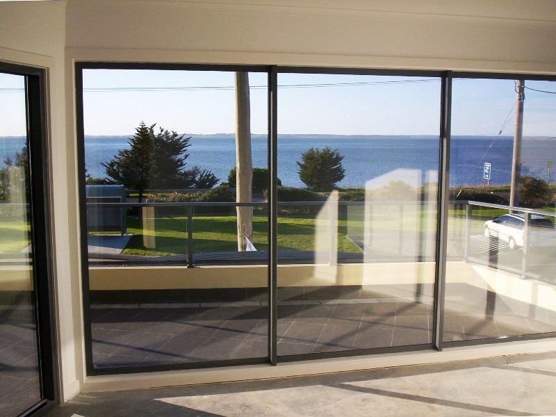 1/107 Marine Parade, San Remo VIC 3925
