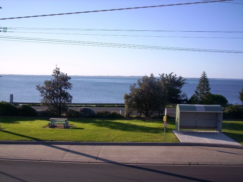 1/107 Marine Parade, San Remo VIC 3925