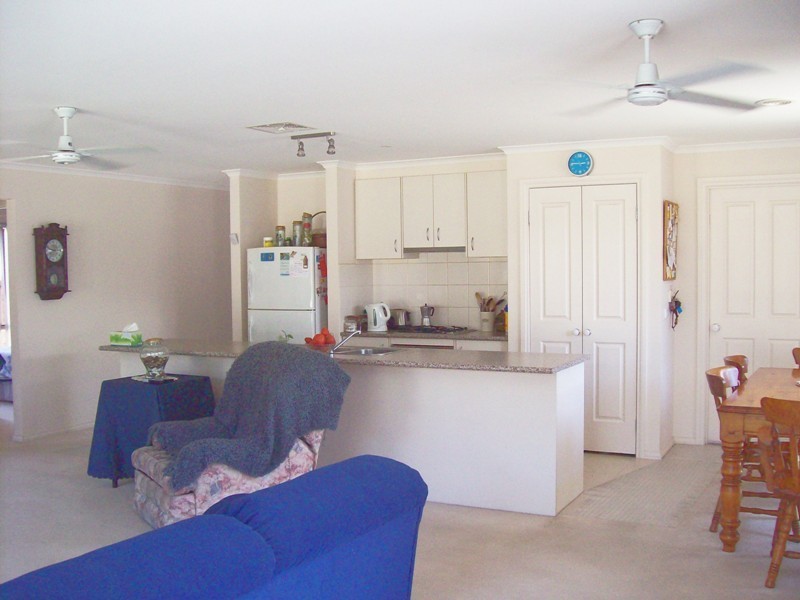 8 Barker Street, Corinella VIC 3984