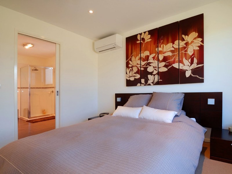 4 Blackthorn Street, San Remo VIC 3925