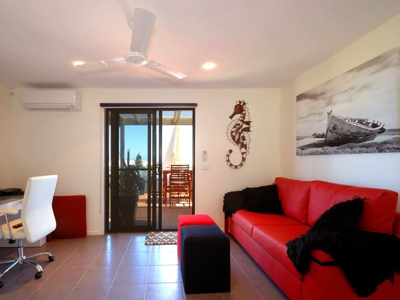 4 Blackthorn Street, San Remo VIC 3925