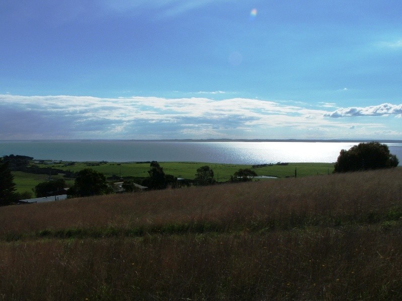 45 Punchbowl Road, San Remo VIC 3925