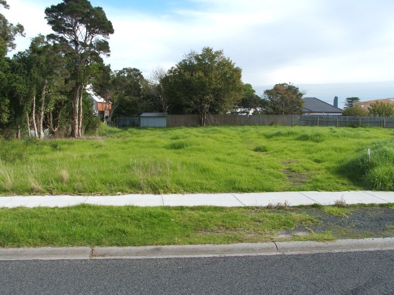 Lot 3, 3-5 Wynne Avenue, San Remo VIC 3925
