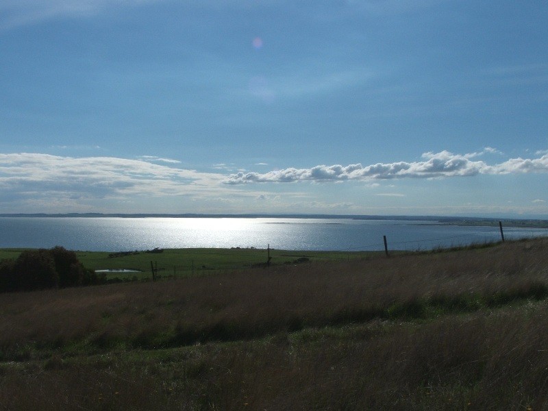 43 Punchbowl Road, San Remo VIC 3925