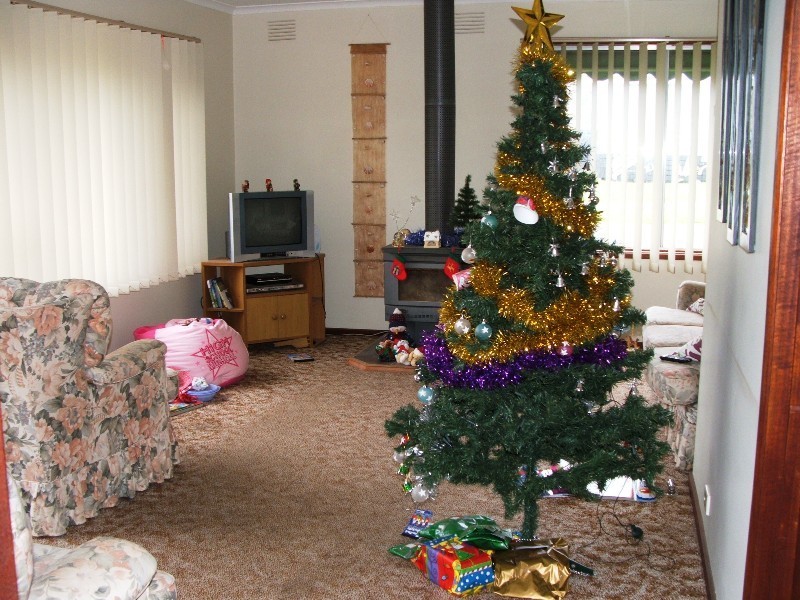 15 Edgar Road, San Remo VIC 3925