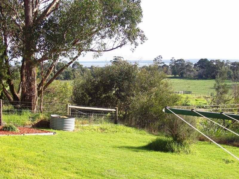 43 Island View Road, The Gurdies VIC 3984