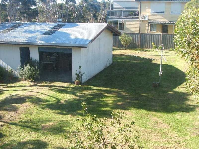 9 Justice Road, Cowes VIC 3922