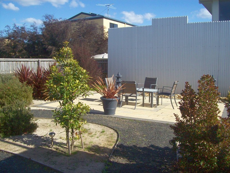 2 Mariners Court, Corinella VIC 3984