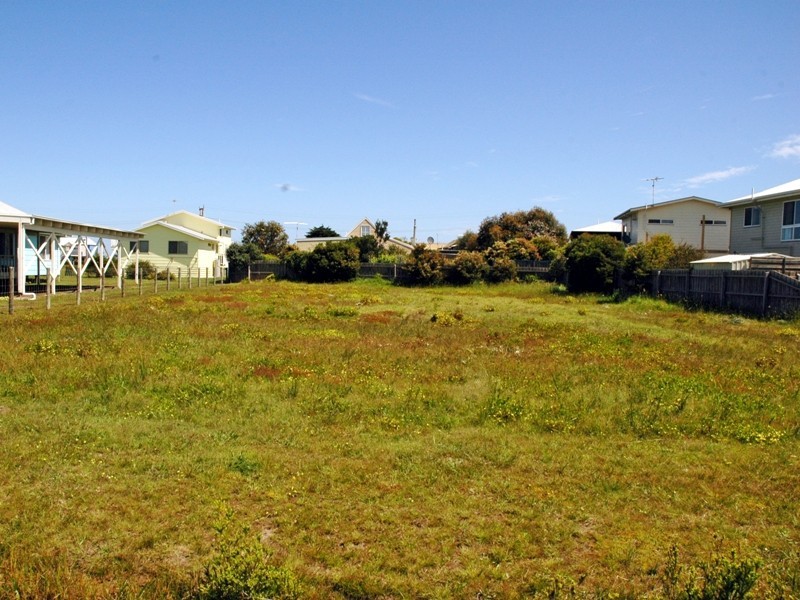 3 Sinclair Avenue, Surf Beach VIC 3922