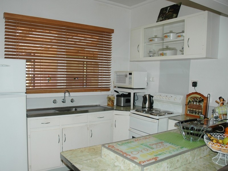 17 Grandview Grove, Cowes VIC 3922